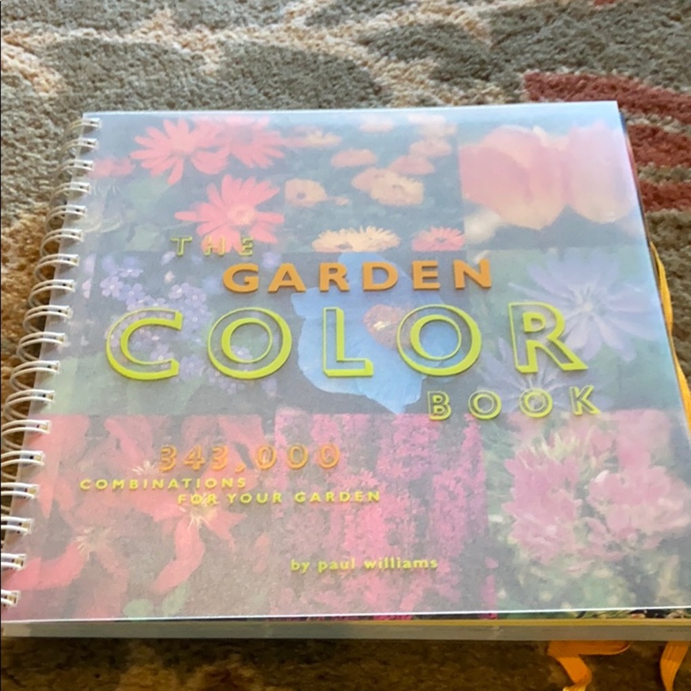 π The Garden Color Book on Flowers Spring Summer Flower Gardening P. Williams - Picture 1 of 10